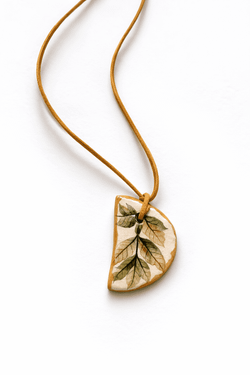 Collar de Porcelana pintado a mano