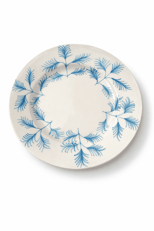 Plato bajo pintado a mano en tonos azules